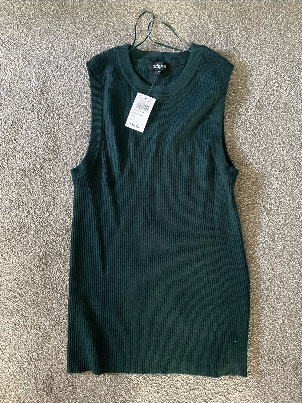 Eclipse Women’s Forest Green Ribbed Knit Tank